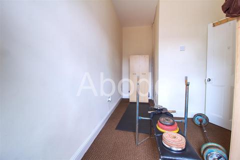 undefined, Burley Lodge Road, Hyde Park, Leeds