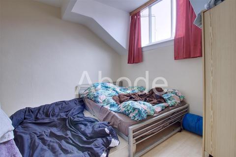undefined, Burley Lodge Road, Hyde Park, Leeds