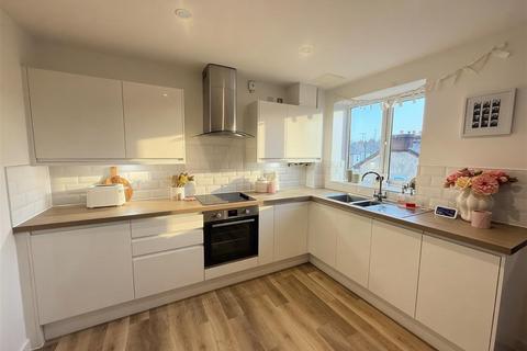 2 bedroom apartment for sale, St. Andrews Road, Northampton