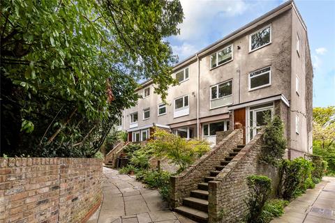 Great Brownings, Dulwich, London, SE21