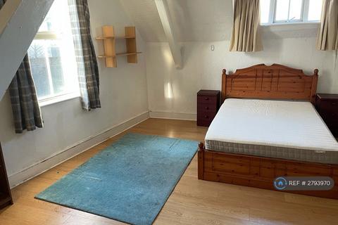 1 bedroom in a house share to rent, Glasshouse St, Nottingham, NG1