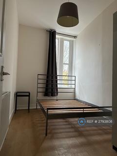 2 bedroom flat to rent, Victory Road Mews, London, SW19