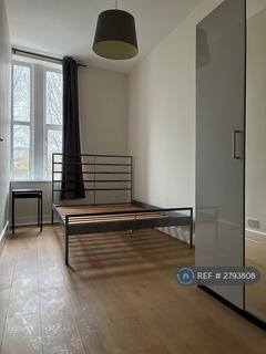 2 bedroom flat to rent, Victory Road Mews, London, SW19