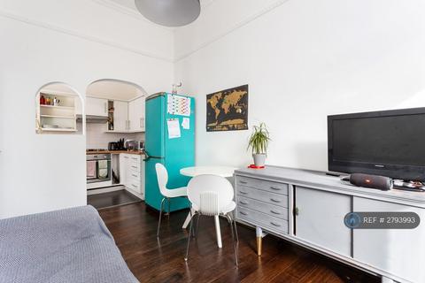 2 bedroom flat to rent, Putney High Street, London, SW15