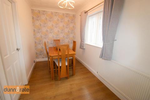 3 bedroom semi-detached house for sale, Farleigh Grove, Stoke-On-Trent ST2