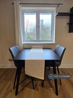 1 bedroom flat to rent, Jamestown Way, London, E14