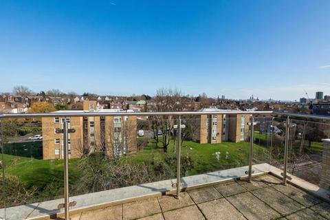 2 bedroom apartment for sale, Winchelsea Road, London