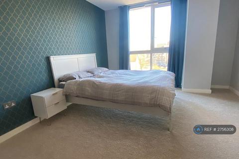 2 bedroom flat to rent, Admiral House, Cardiff, CF24