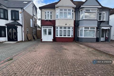 undefined, Wensleydale Avenue, Ilford, IG5