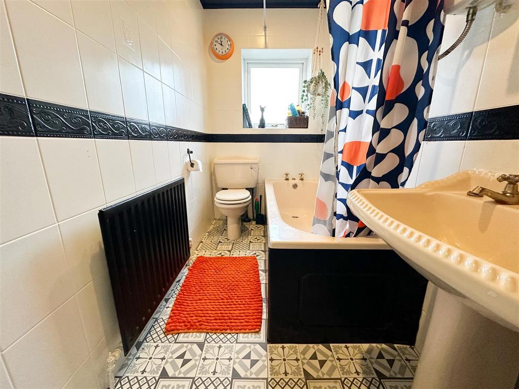 Family bathroom