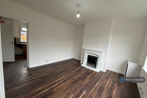 3 bedroom detached house to rent, Greenfold Avenue, Bolton, BL4