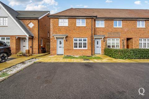 3 bedroom end of terrace house for sale, Parrett Avenue, Sittingbourne, Kent, ME10