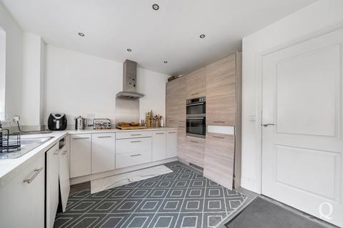 3 bedroom end of terrace house for sale, Parrett Avenue, Sittingbourne, Kent, ME10