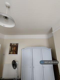 undefined, Balham, London, SW12