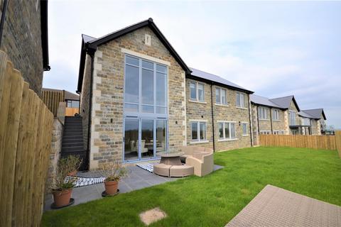 5 bedroom detached house for sale, 8 Pavilion View, Southowram, Halifax