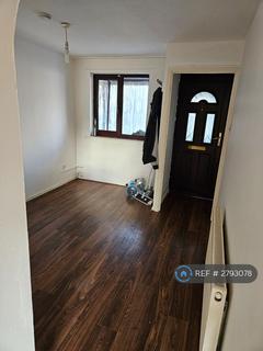 4 bedroom terraced house to rent, Celadon Close, Enfield, EN3