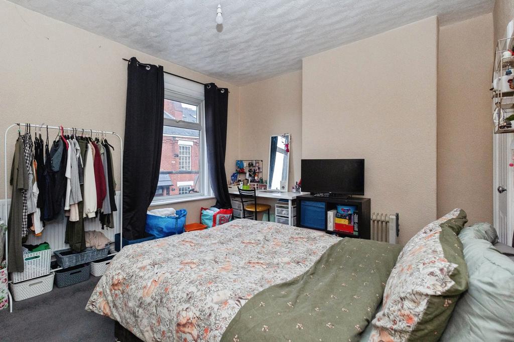 Pbox-IMG.jpg