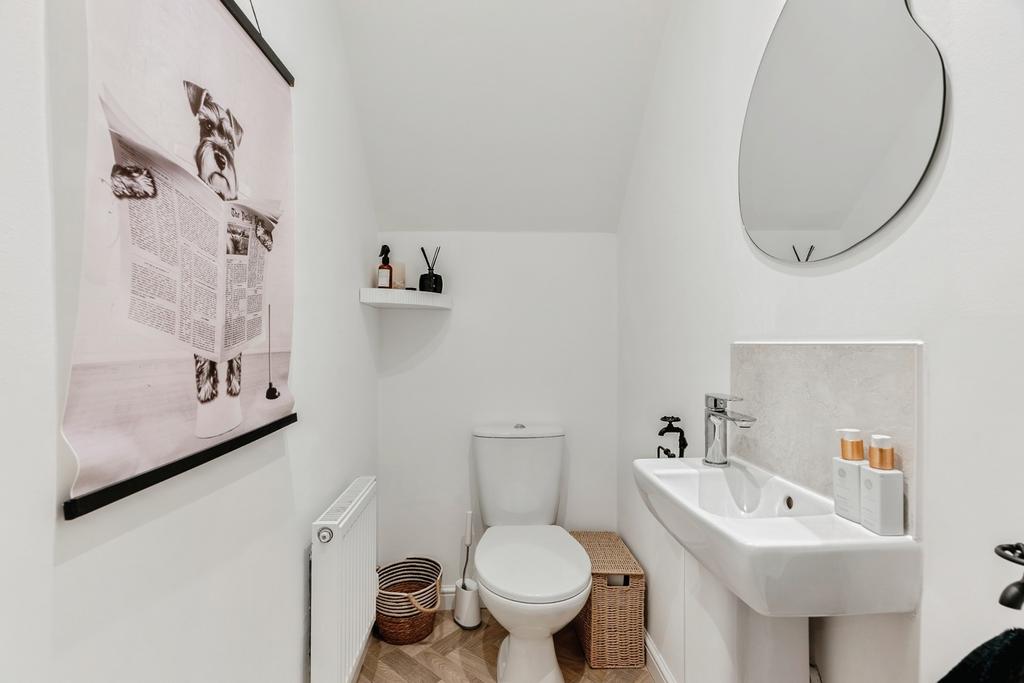 Cloakroom Wc