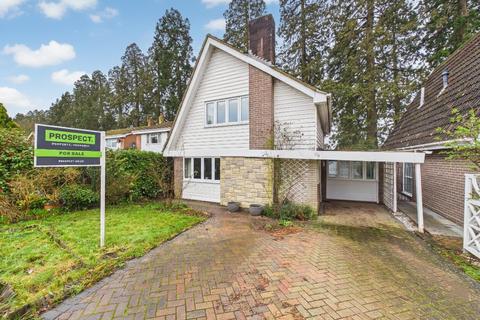 2 bedroom detached house for sale, Ravenstone Road, Camberley, Surrey, GU15