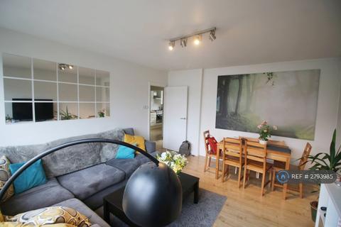 2 bedroom flat to rent, Waynflete Street, London, SW18