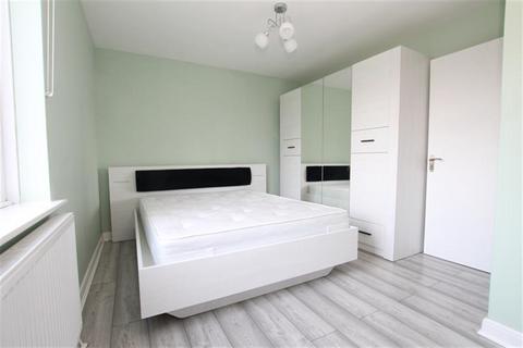 undefined, Cavill Place, HU3