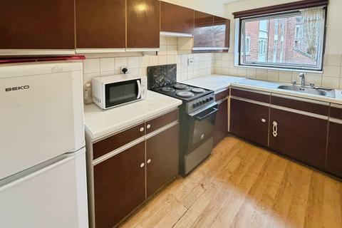 undefined, Carnarvon Road, London E15