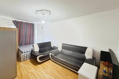 undefined, Carnarvon Road, London E15