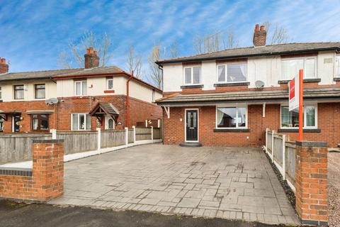 3 bedroom semi-detached house for sale, Boyds Walk, Dukinfield, SK16