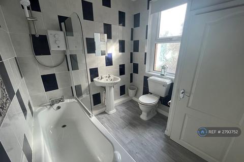 2 bedroom terraced house to rent, Victoria Street, Cleator Moor, CA25