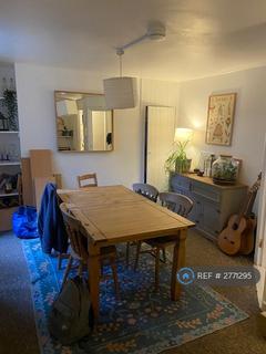 4 bedroom flat to rent, Hornsey, London, N8