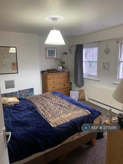 4 bedroom flat to rent, Hornsey, London, N8