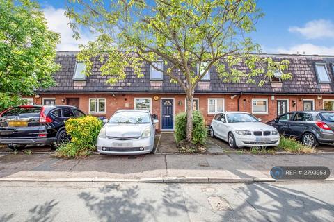 2 bedroom terraced house to rent, East Road, London, SW19
