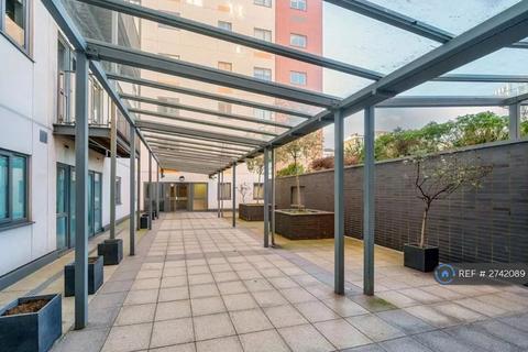 undefined, Maltby Street, London, SE1