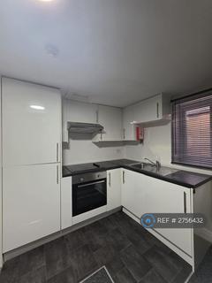 2 bedroom flat to rent, Colum Road, Cardiff, CF10