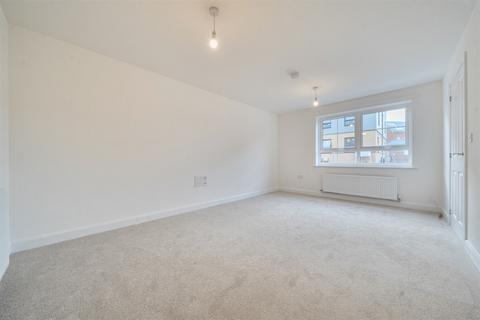 undefined, Aylesford ME20