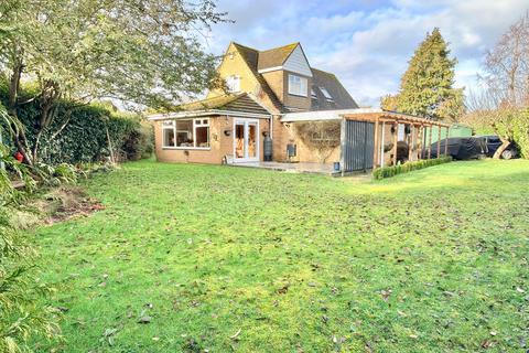 undefined, Main Road, Tewkesbury GL20