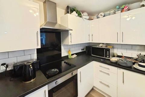 undefined, Nobles Way, Surrey TW20
