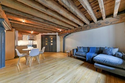 Port East Apartments, Hertsmere Road, Nr Canary Wharf, London, E14