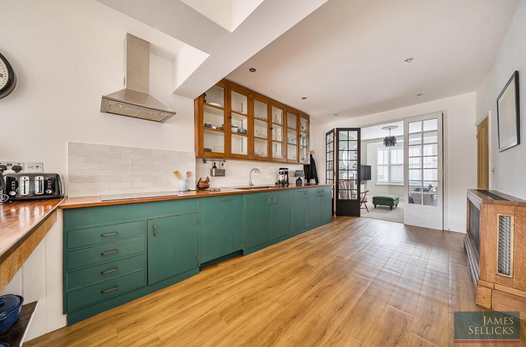 Stunning open plan living kitchen