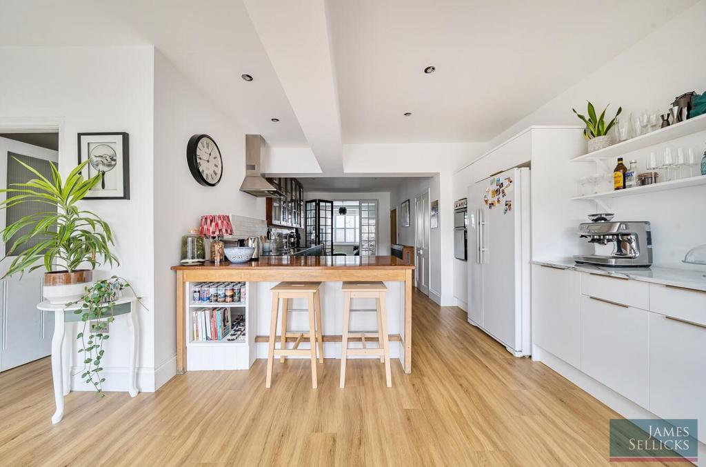 Stunning open plan living kitchen