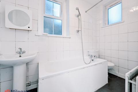 1 bedroom flat to rent, Temple Street, London E2
