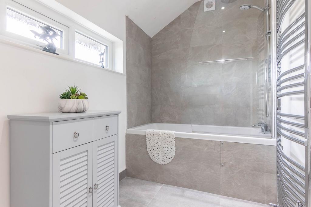 Family bathroom
