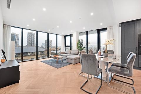 2 bedroom flat to rent, Merino Gardens, London