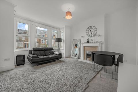 2 bedroom flat to rent, Eglinton Hill, Plumstead, London