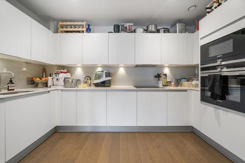 2 bedroom flat to rent, York Way, London N7