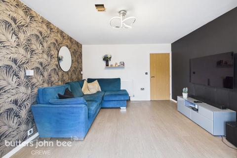 3 bedroom semi-detached house for sale, Joseph Reddrop Way, Crewe