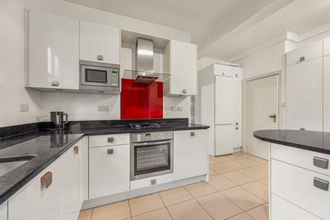 3 bedroom flat to rent, Ross Court, 83, Putney Hill, Putney
