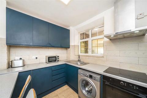 Loughborough Estate, London SW9