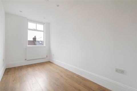 2 bedroom apartment for sale, Adelaide Road, London, E10