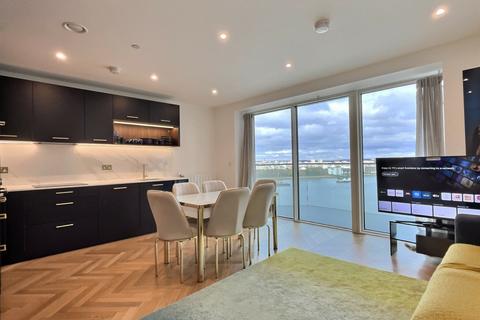 2 bedroom flat for sale, Clement Apartments, Brigadier Walk, London, SE18